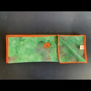Manduka Yogi Toes Skidless Hot Yoga Mat Towel